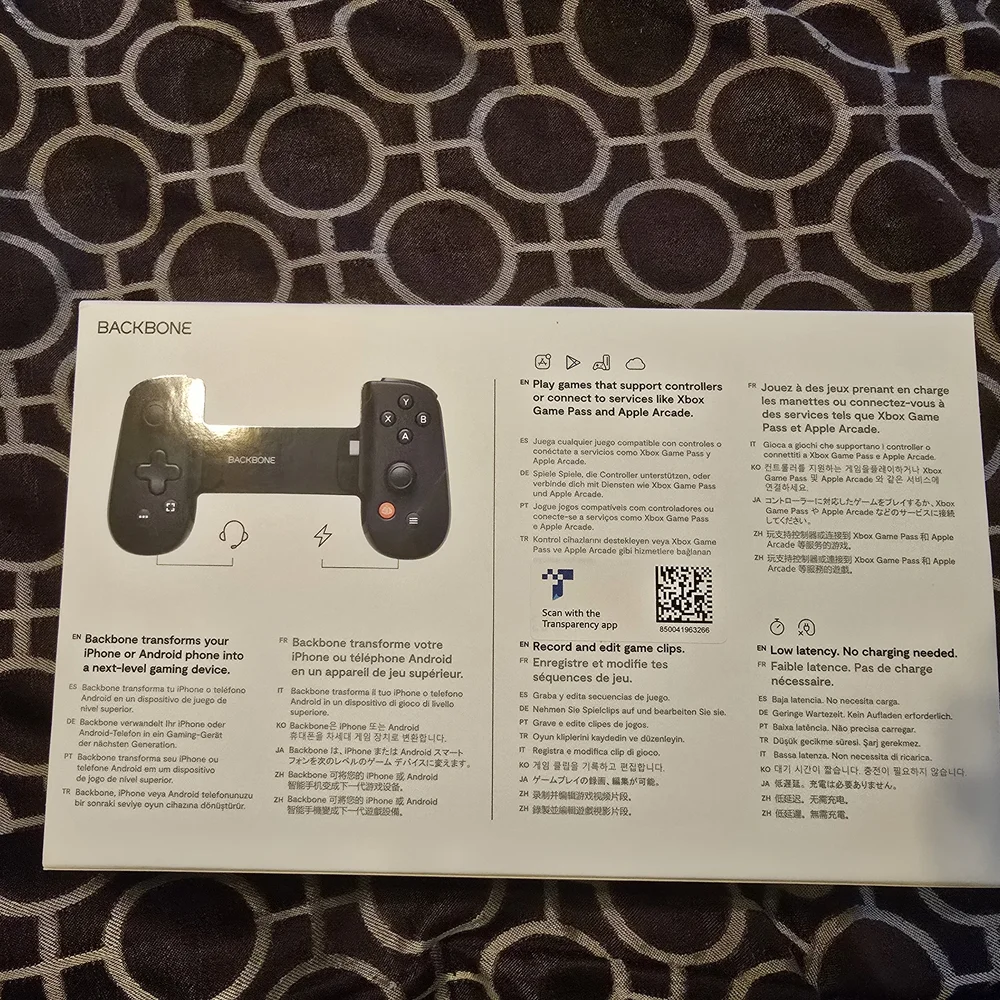 Black Mobile Gaming Controller